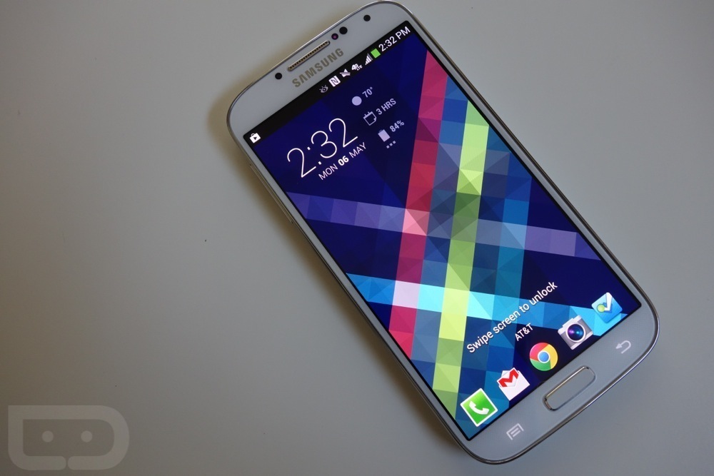 What are some tips for someone new to the Galaxy S4?