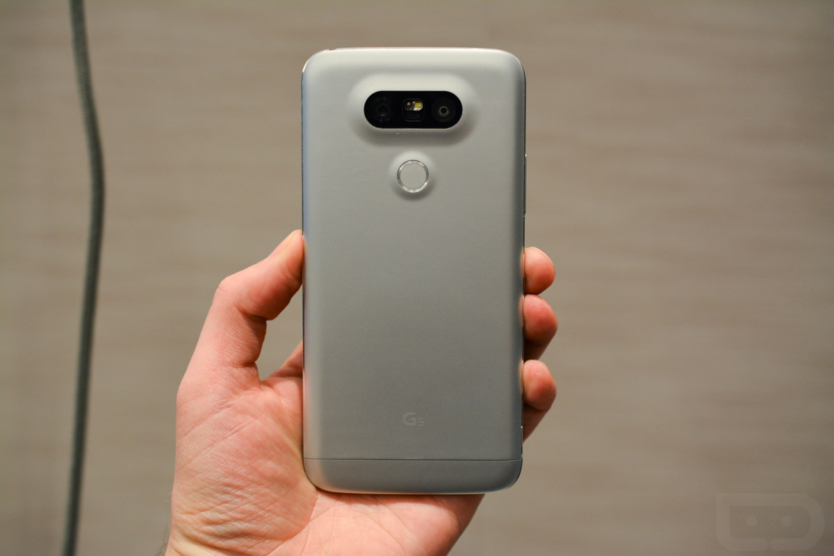 Hands-on with the LG G5, the first modular flagship smartphone
