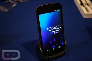 Quick First Look:  Galaxy Nexus Portrait HDMI Docking Station
