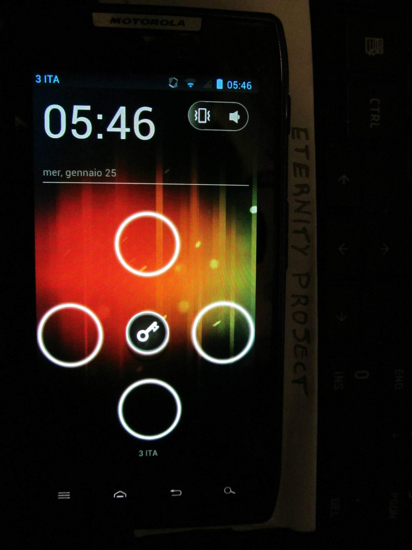 Ice Cream Sandwich for the GSM Motorola RAZR Leaks, Our First Look at Blurwich