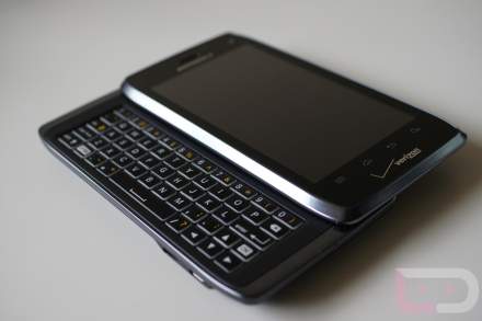 Motorola DROID 4 Unboxing and Quick Hands-on