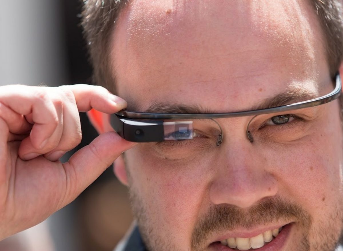 Photo Walk Featuring Project Glass Gives Us the Closest Look Yet at Google's Glasses