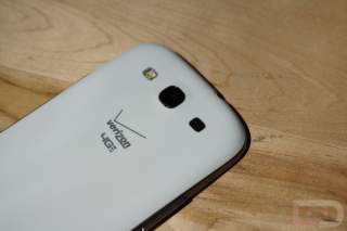 Video:  Unboxing the Galaxy S3 on Verizon
