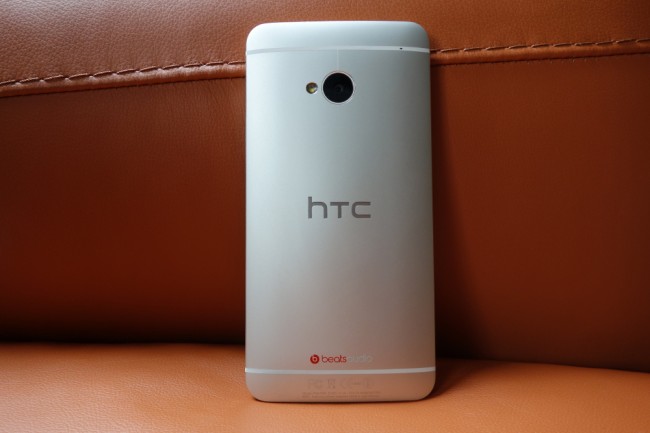 htc one review pretty