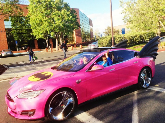 pink tesla2