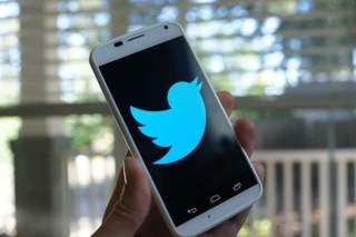 Twitter Updating Its Mobile Applications, Swiping Between Timelines and Photos in DM Added