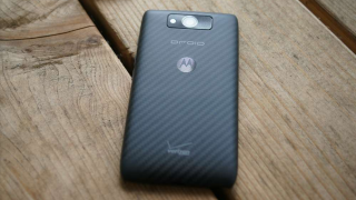 Reports of DROID MAXX/ULTRA Kit Kat Update Bricking Phones Arrive, Update Pulled for Now?