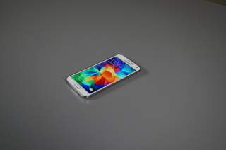 Samsung Galaxy S5 Unboxing and Quick Tour