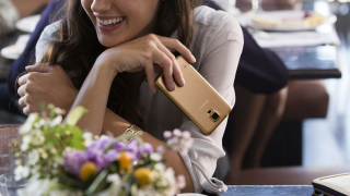 Copper Gold Galaxy S5 Reportedly Headed for Verizon