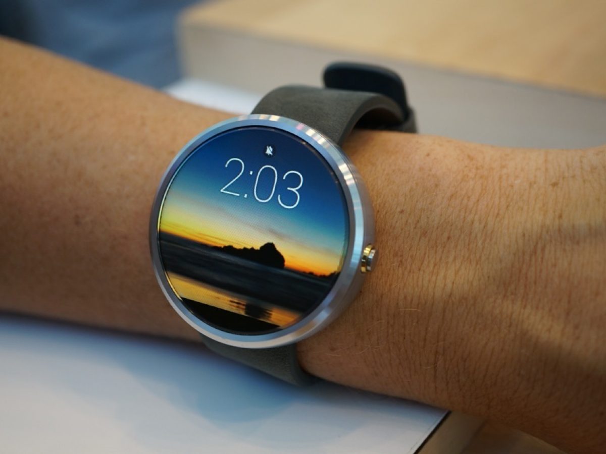 Смарт часы watch premium. Motorola Moto 360. Смарт часы Moto 360. Часы Motorola Moto 360 v2 42mm. Moto 360 от Motorola – умные часы.
