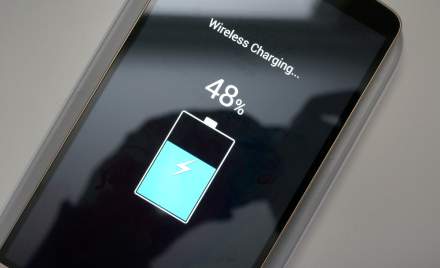 Ultra Fast Wireless Charging for Tablets and Big Phones Will Soon be a Thing