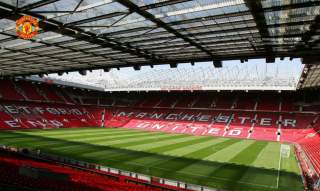 Manchester United Bans Large Electronics, Means No More Tablet Selfies