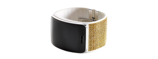 Swarovski Unveils Crystal-Adorned Strap for the Samsung Gear S