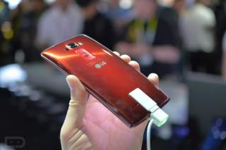 LG G Flex 2 Stops by the FCC on Its Way to US Cellular