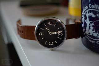 Report:  Google has Android Wear Working on iOS