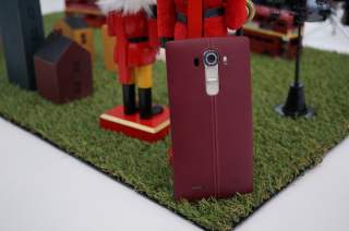 LG G4 Available at T-Mobile Starting Tomorrow, Free 128GB SD Card Included