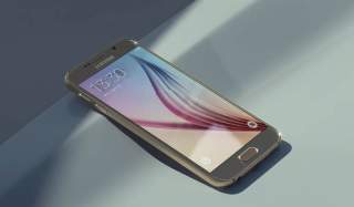 Video:  Galaxy S6 Goes 3rd Person Describing Its “Hot” Dual Edges in These Commercials