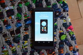 HTC Sense Home Replaces Blinkfeed on Google Play, Brings Themes to One M8 (Updated)