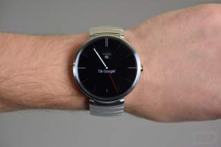 Moto 360 is Finally Getting Its Android Wear Update to Android 5.1.1