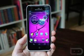 Motorola Atrix HD Owners Won’t See Kit Kat Update, Offered $100 Discount on Moto X as Apology