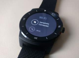 Developer Finds Way to Enable WiFi on G Watch R