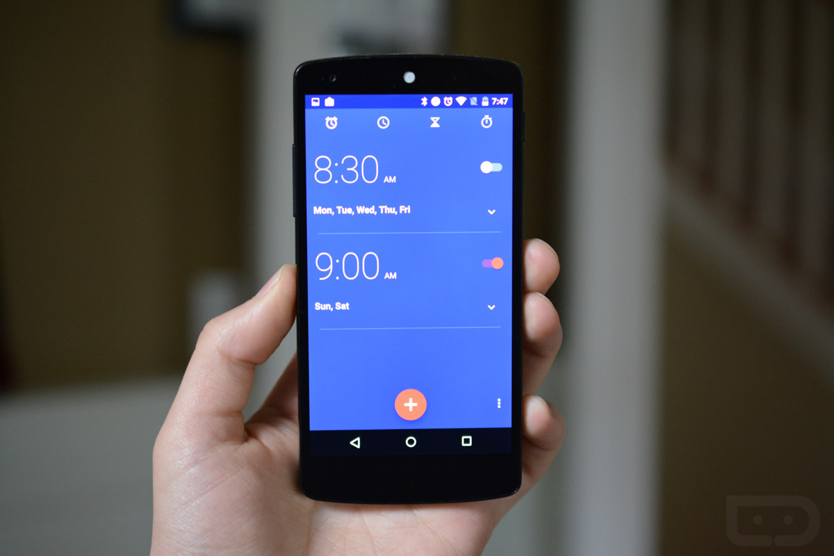 Google Clock Update Brings Darker Blues, Brighter Reds