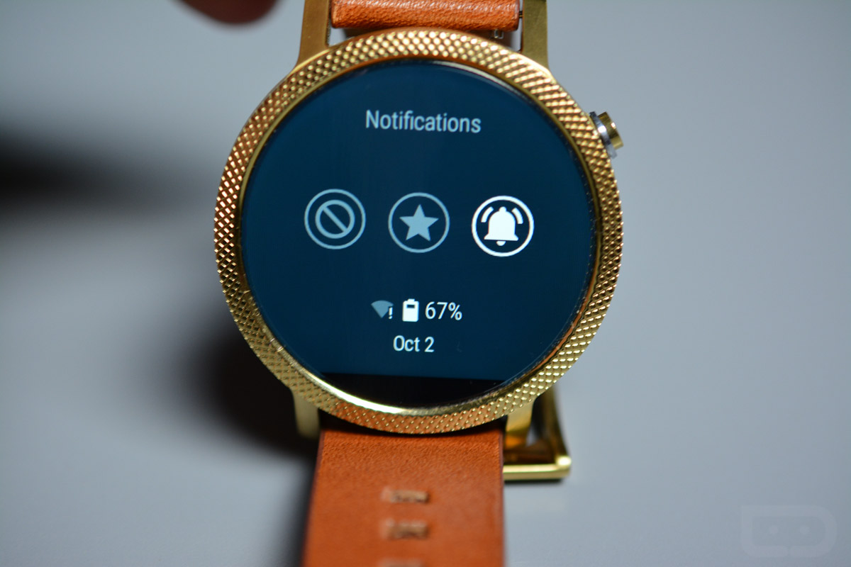 Moto 360 dourado deve ser lançado em breve; veja as fotos do smartwatch