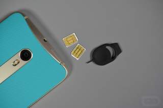 Video:  SIM Swapping on the Moto X Pure Edition