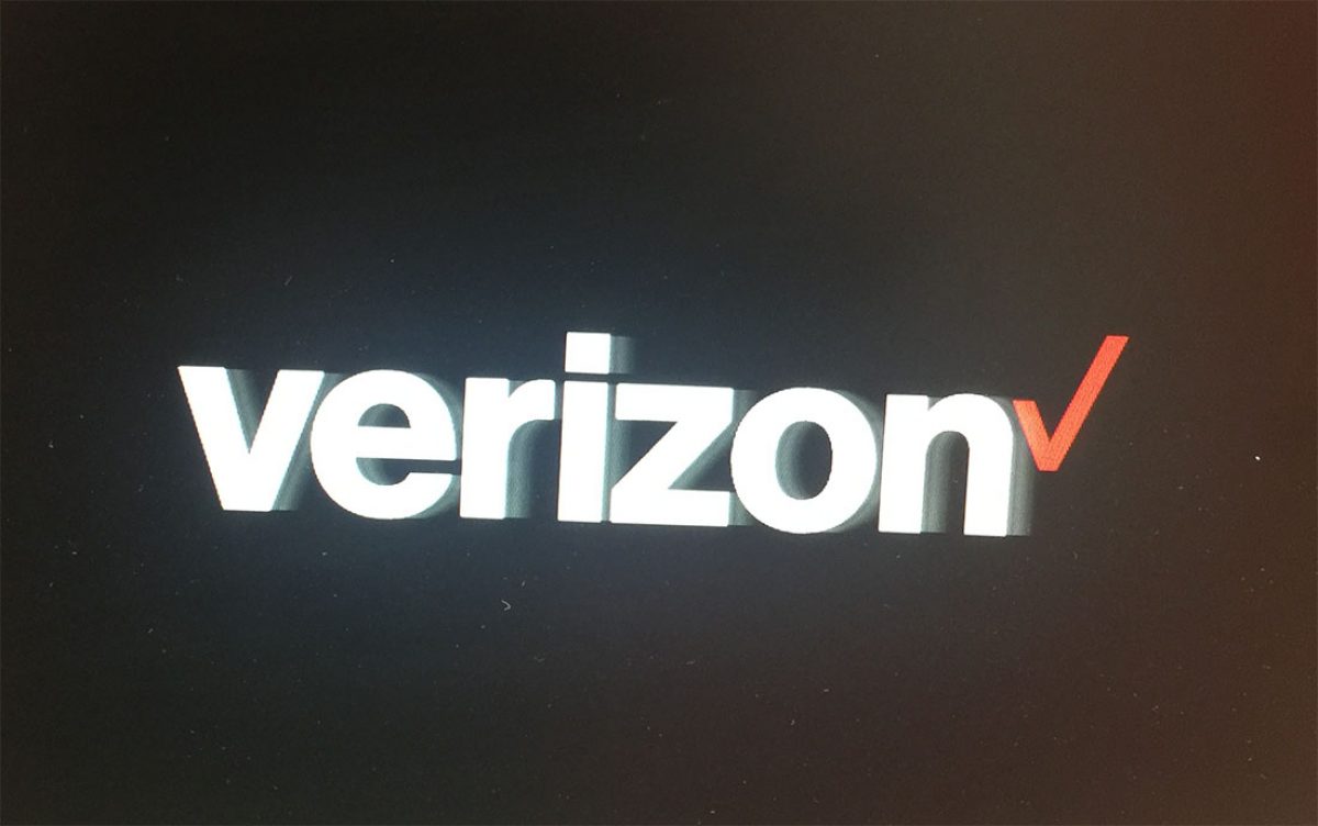 Make int. Verizon игра. Verizon logo. Verizon logo Effects. Студия Verizon.