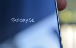 Verizon is Updating Its Newest Galaxy Devices With Samsung Pay Support Today, Stagefright Patches Too