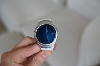 Samsung Gear S2 Now Available for Purchase