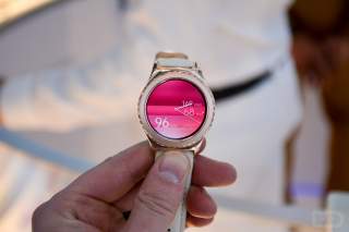 Quick Look: New Samsung Gear S2 Classic Models, Rose Gold and Platinum