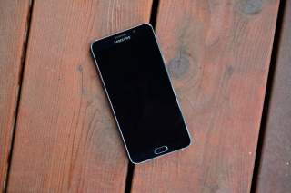 Photos Give Another Possible Look at Upcoming Galaxy Note 7