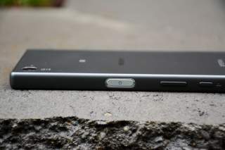 OK, Then: No Fingerprint Sensors for Xperia Z5 and Z5 Compact in the US