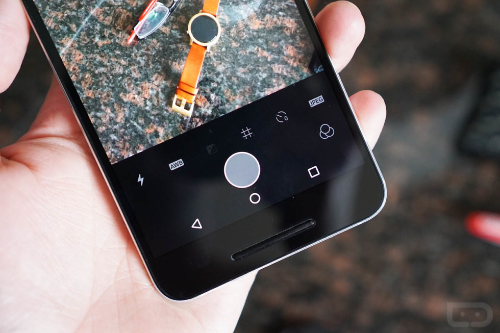 Lightroom Mobile Updated With Raw Hdr Capture Supports Only Pixel And Galaxy S7 Devices For Now