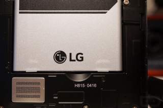 Here is the LG G5’s Magic Slot With Battery