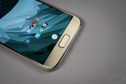 Report: Galaxy Note 9 May Have Fingerprint Reader Embedded in Display