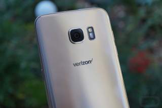 Verizon Offering Father’s Day Promos, One Includes a Free 50″ Samsung Smart TV