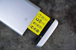 The Smartphone Industry Needs to Take New Chances, Like Motorola and LG are Doing With Modules