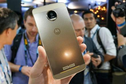 Video: Moto Z First Look and Hands-on