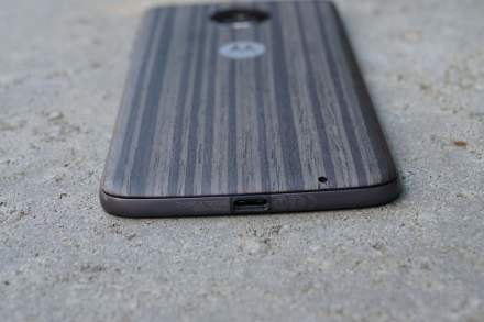 Moto Z Won’t Get Monthly Security Updates and You Never Should Have Expected Them