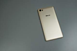 Amazon Stops Selling BLU Devices Over Privacy Concerns, BLU Cries Fake News (Update: They’re Back)