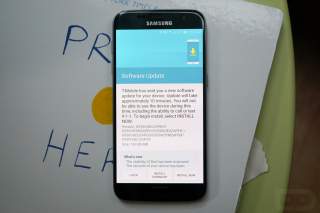 US Unlocked Galaxy S7 and S7 Edge Finally Get First Updates