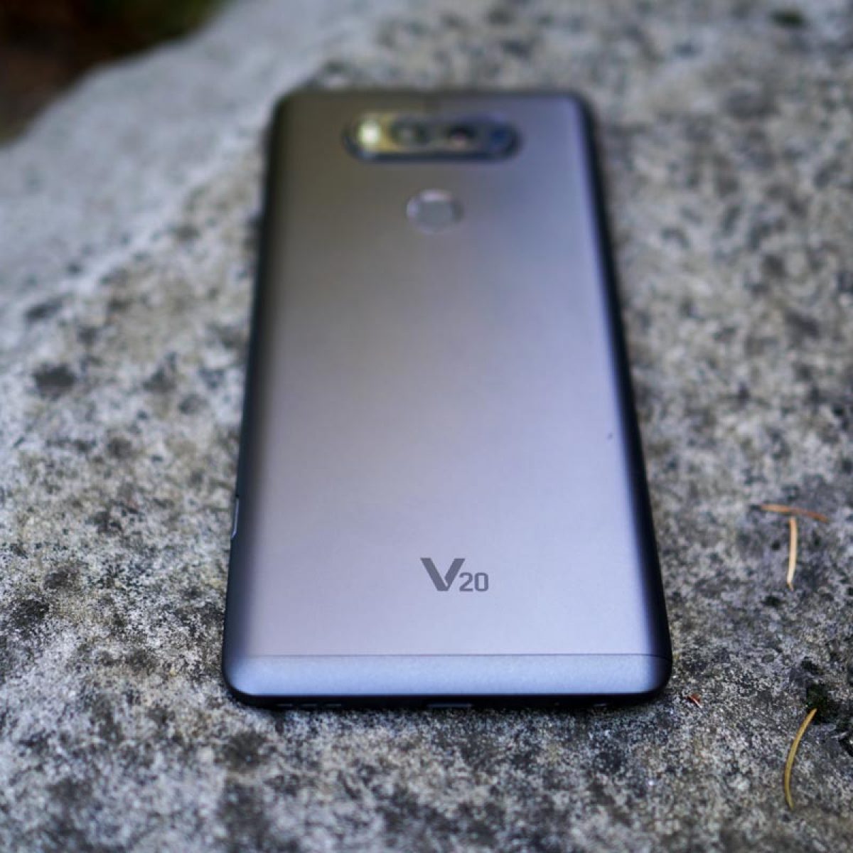 Lg V20 Hits T Mobile October 28 With Free 150 B O H3 Earbuds Updated At T And Sprint Info