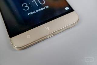 LeEco TVs and Phones at US Retailers on December 1, DIRECTV NOW Trial Included