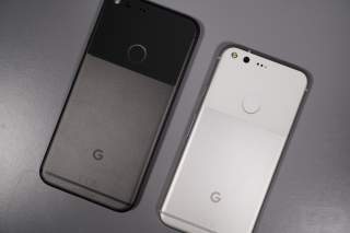 Google Reportedly Really Wants LG to Make Them OLED Displays for the New Pixel Phones