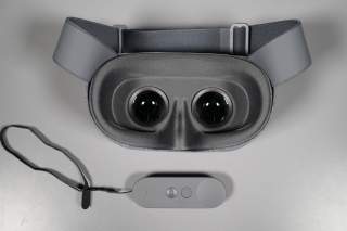 These Phones Work With Google Daydream