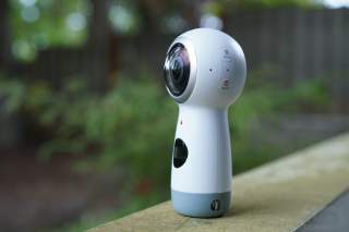 DEAL: Samsung Discounts Wireless Chargers, Gear 360, Gear VR, and More