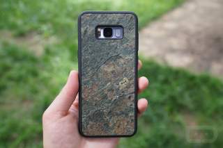 Wednesday Poll: Case or No Case for Your Phone?