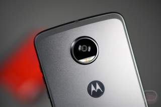 Moto Z2 Play Available Today at Verizon for $408